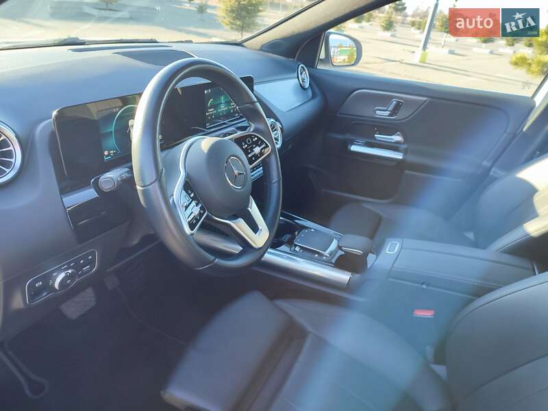 Внедорожник / Кроссовер Mercedes-Benz GLA-Class 2020 в Одессе