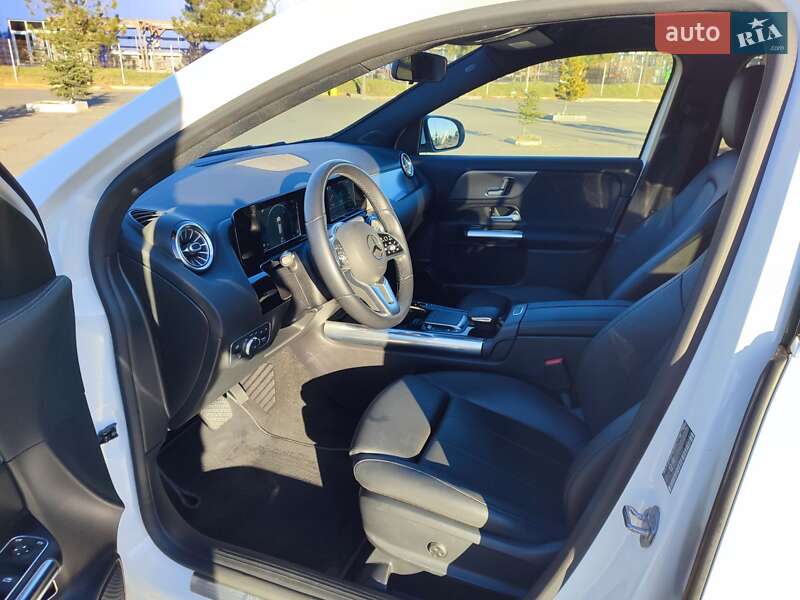 Внедорожник / Кроссовер Mercedes-Benz GLA-Class 2020 в Одессе