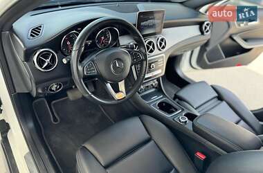 Внедорожник / Кроссовер Mercedes-Benz GLA-Class 2018 в 