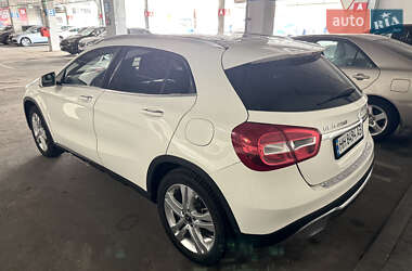 Внедорожник / Кроссовер Mercedes-Benz GLA-Class 2017 в 
