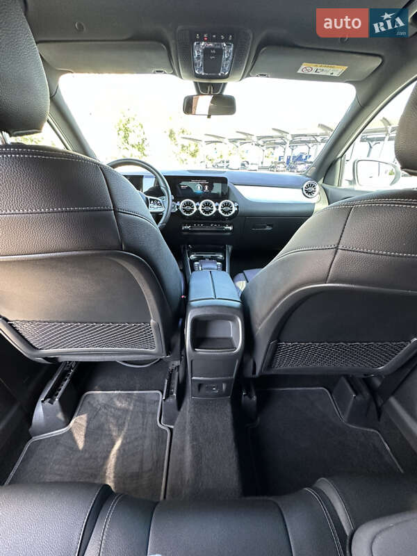 Позашляховик / Кросовер Mercedes-Benz GLA-Class 2021 в Києві