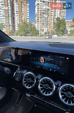 Внедорожник / Кроссовер Mercedes-Benz GLA-Class 2021 в 