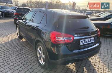 Внедорожник / Кроссовер Mercedes-Benz GLA-Class 2017 в 