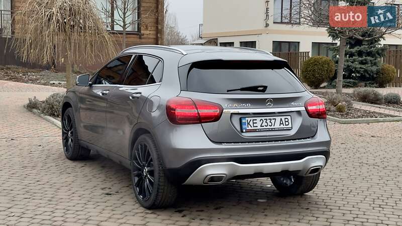 Внедорожник / Кроссовер Mercedes-Benz GLA-Class 2017 в Киеве фото 18 Внедорожник / Кроссовер Mercedes-Benz GLA-Class 2017 в Киеве