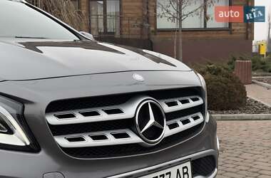 Внедорожник / Кроссовер Mercedes-Benz GLA-Class 2017 в 
