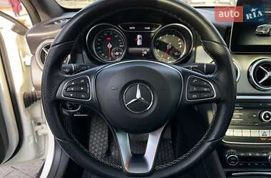 Позашляховик / Кросовер Mercedes-Benz GLA-Class 2017 в 