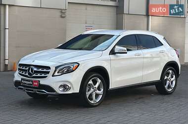 Внедорожник / Кроссовер Mercedes-Benz GLA-Class 2019 в 