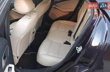 Внедорожник / Кроссовер Mercedes-Benz GLA-Class 2015 в 