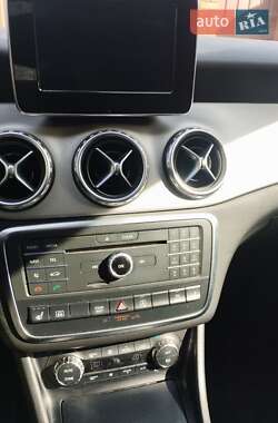 Позашляховик / Кросовер Mercedes-Benz GLA-Class 2017 в 