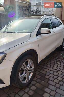 Позашляховик / Кросовер Mercedes-Benz GLA-Class 2017 в 