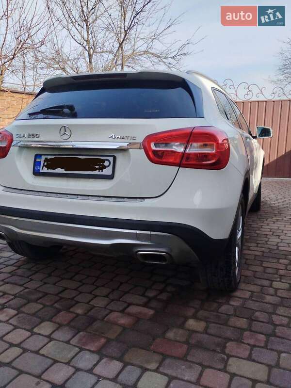 Mercedes-Benz GLA-Class 2017