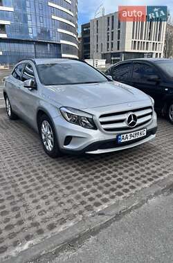 Внедорожник / Кроссовер Mercedes-Benz GLA-Class 2015 в Киеве