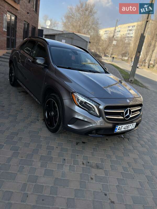 Внедорожник / Кроссовер Mercedes-Benz GLA-Class 2016 в Днепре
