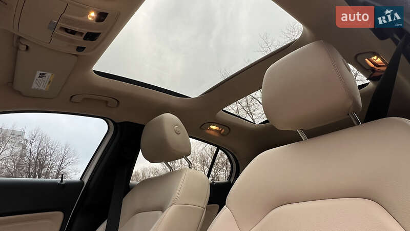 Внедорожник / Кроссовер Mercedes-Benz GLA-Class 2017 в Запорожье