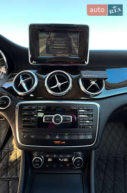 Позашляховик / Кросовер Mercedes-Benz GLA-Class 2015 в 