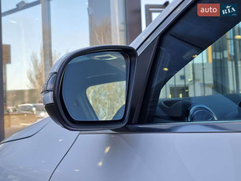 Позашляховик / Кросовер Mercedes-Benz GLA-Class 2023 в Одесі