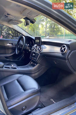 Внедорожник / Кроссовер Mercedes-Benz GLA-Class 2014 в 