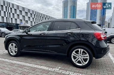 Внедорожник / Кроссовер Mercedes-Benz GLA-Class 2015 в 