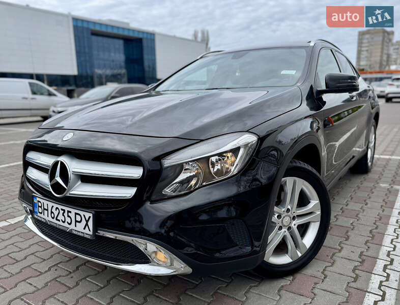 Mercedes-Benz GLA-Class 2015
