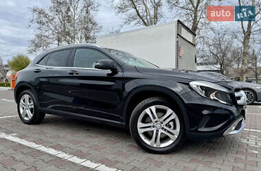 Внедорожник / Кроссовер Mercedes-Benz GLA-Class 2015 в 