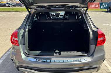 Внедорожник / Кроссовер Mercedes-Benz GLA-Class 2015 в 