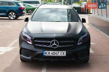 Внедорожник / Кроссовер Mercedes-Benz GLA-Class 2018 в 