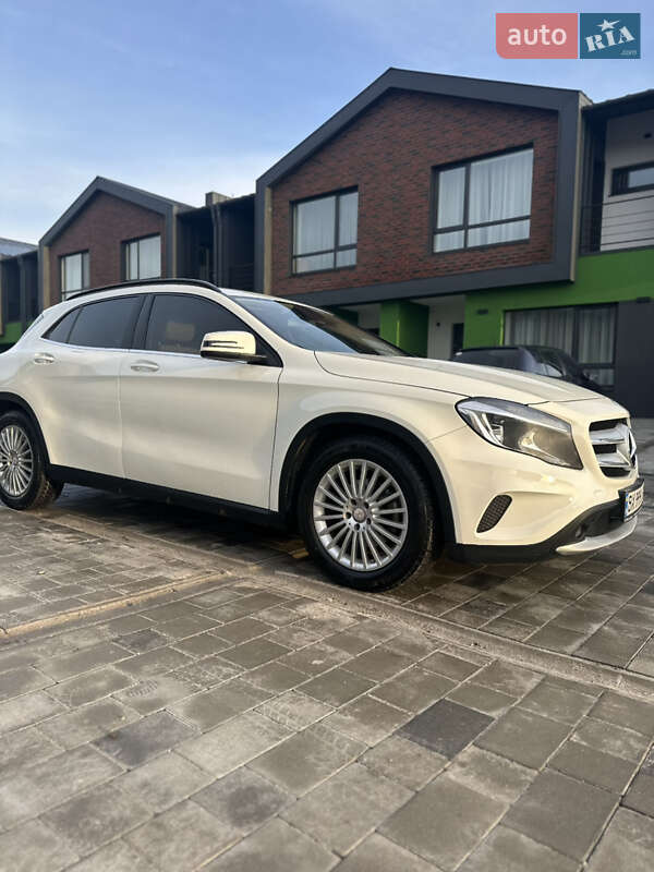 Позашляховик / Кросовер Mercedes-Benz GLA-Class 2015 в Кам'янець-Подільському
