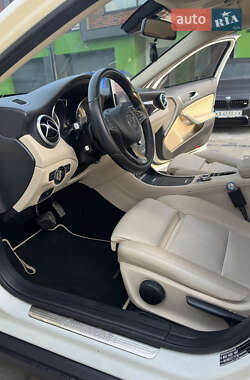 Внедорожник / Кроссовер Mercedes-Benz GLA-Class 2015 в 