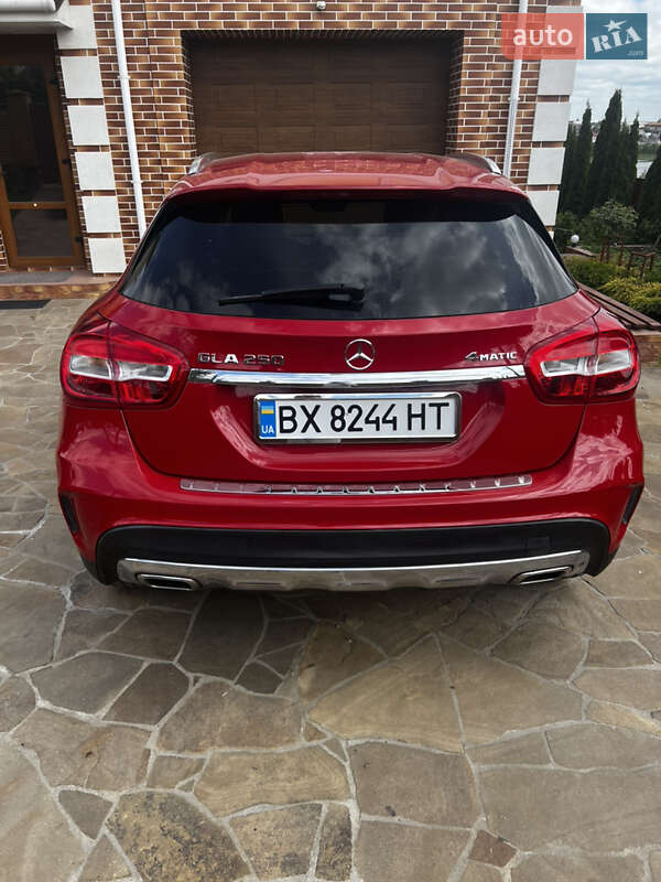 Внедорожник / Кроссовер Mercedes-Benz GLA-Class 2018 в Хмельницком
