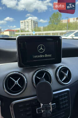 Внедорожник / Кроссовер Mercedes-Benz GLA-Class 2015 в 