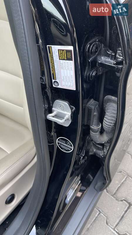 Позашляховик / Кросовер Mercedes-Benz GLA-Class 2016 в Києві