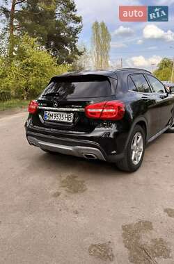 Внедорожник / Кроссовер Mercedes-Benz GLA-Class 2015 в 