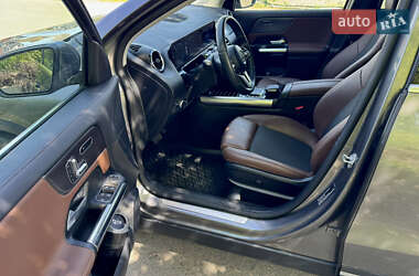 Внедорожник / Кроссовер Mercedes-Benz GLA-Class 2021 в 