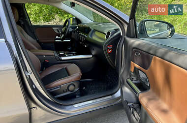 Внедорожник / Кроссовер Mercedes-Benz GLA-Class 2021 в 