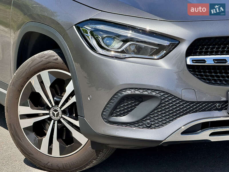 Позашляховик / Кросовер Mercedes-Benz GLA-Class 2021 в Києві