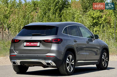 Внедорожник / Кроссовер Mercedes-Benz GLA-Class 2021 в 