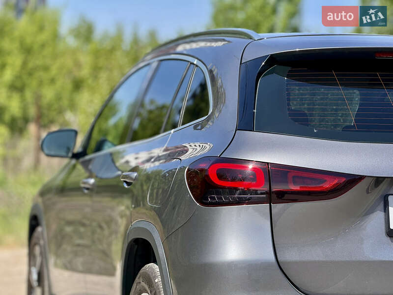 Позашляховик / Кросовер Mercedes-Benz GLA-Class 2021 в Києві