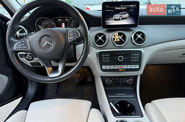 Внедорожник / Кроссовер Mercedes-Benz GLA-Class 2018 в 