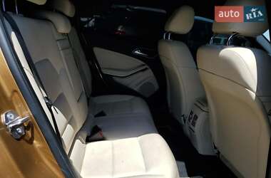 Внедорожник / Кроссовер Mercedes-Benz GLA-Class 2018 в 