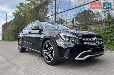 Позашляховик / Кросовер Mercedes-Benz GLA-Class 2017 в 