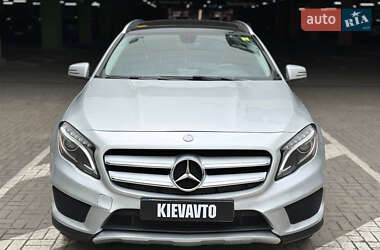 Позашляховик / Кросовер Mercedes-Benz GLA-Class 2015 в 