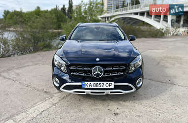 Позашляховик / Кросовер Mercedes-Benz GLA-Class 2017 в 