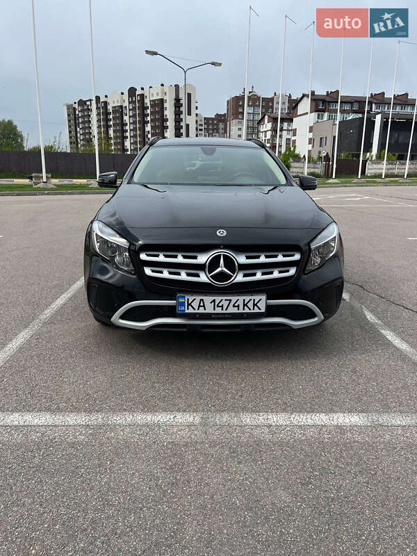 Внедорожник / Кроссовер Mercedes-Benz GLA-Class 2017 в Киеве фото 11 Внедорожник / Кроссовер Mercedes-Benz GLA-Class 2017 в Киеве