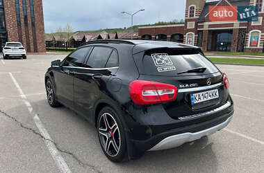 Внедорожник / Кроссовер Mercedes-Benz GLA-Class 2017 в 