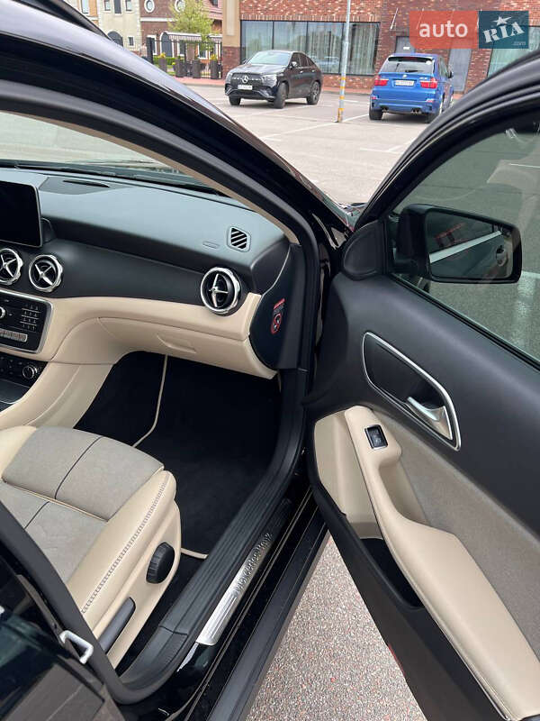 Внедорожник / Кроссовер Mercedes-Benz GLA-Class 2017 в Киеве фото 27 Внедорожник / Кроссовер Mercedes-Benz GLA-Class 2017 в Киеве