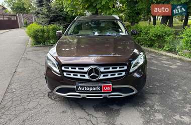 Позашляховик / Кросовер Mercedes-Benz GLA-Class 2017 в 