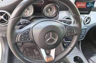 Внедорожник / Кроссовер Mercedes-Benz GLA-Class 2016 в 