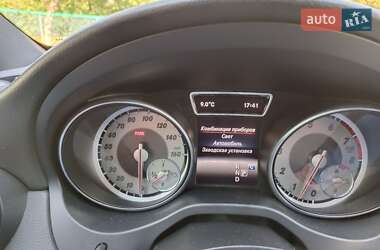 Внедорожник / Кроссовер Mercedes-Benz GLA-Class 2016 в 