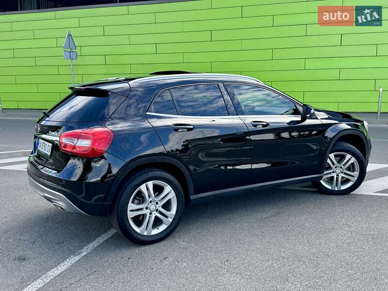 Позашляховик / Кросовер Mercedes-Benz GLA-Class 2016 в Києві