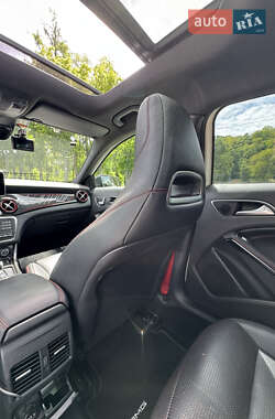 Позашляховик / Кросовер Mercedes-Benz GLA-Class 2016 в 